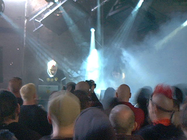 20031005-173900.jpg: /music/Maschinenfest 2003/2003-10-05 (Sonntag)/20031005-173900.jpg